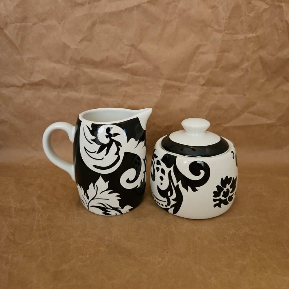 Set 222 Fifth Black & White DAMASK Black ART DECO Stoneware Cream And Sugar - Picture 7 of 7